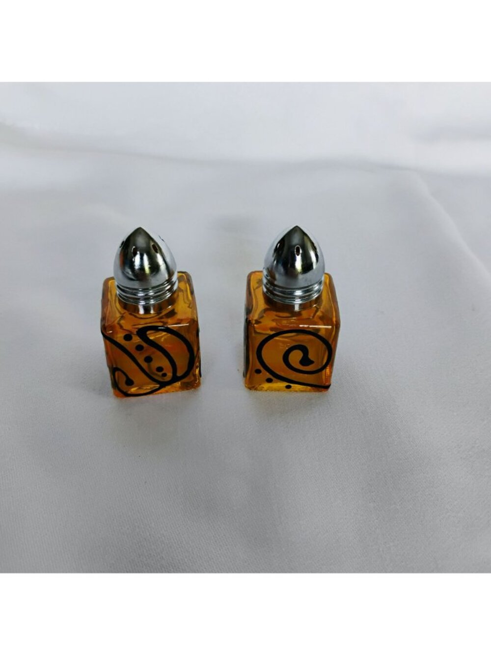 Vintage Topaz Glass Salt Pepper Shakers With Black Swirl Design & Silver Lids - Picture 7 of 8